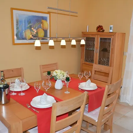 Godewind 度假居 *